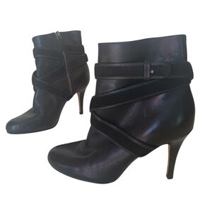 Cole Haan Ankle Boots Size 7 Stiletto‎ Heel Leather & Suede Strap Detail